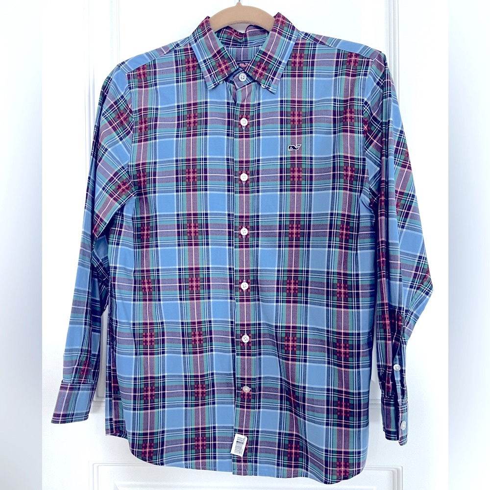 Vineyard Vines Button down shirt size medium boys 12 to 14.